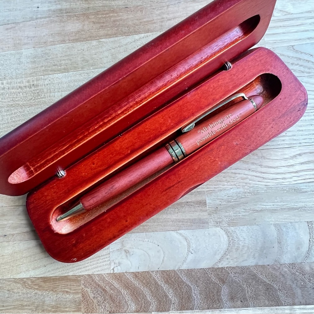 Wooden rosewood pen mark 10:27